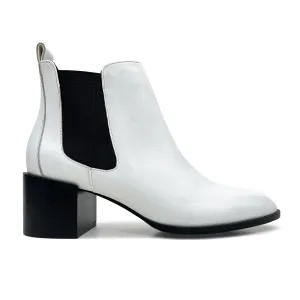 Melissa Chelsea Boot In White Leather